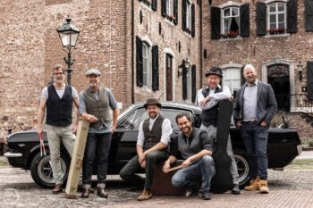 Chieff Bellstar "Inne òvvend Koempelfolk"