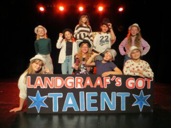Groep 2A en groep 3 Eindpresentaties Theaterschool Landgraaf